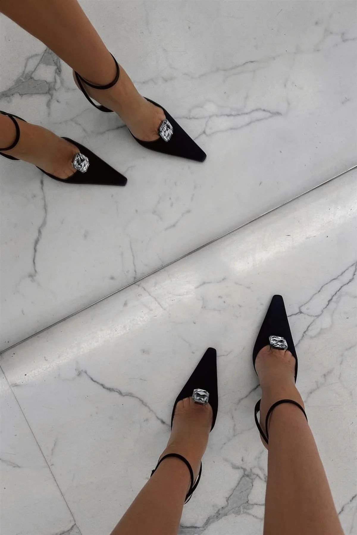 SAINT LAURENT BLACK HARLOW CRYSTAL AND SATIN PUMPS EU 39 UK 6 US 9 - Image 2