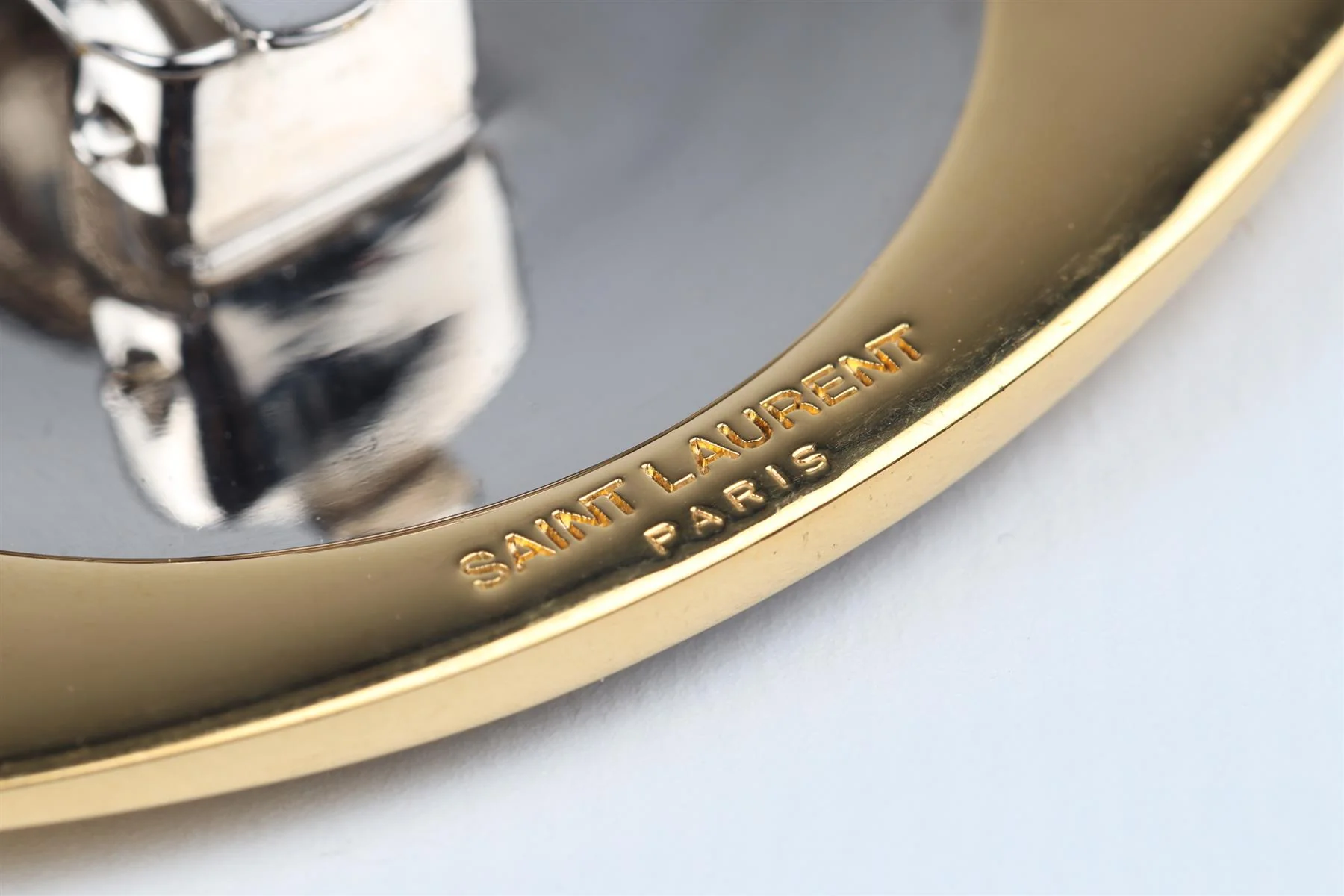 SAINT LAURENT GOLD SHIELD BRASS CLIP EARRINGS - Image 8