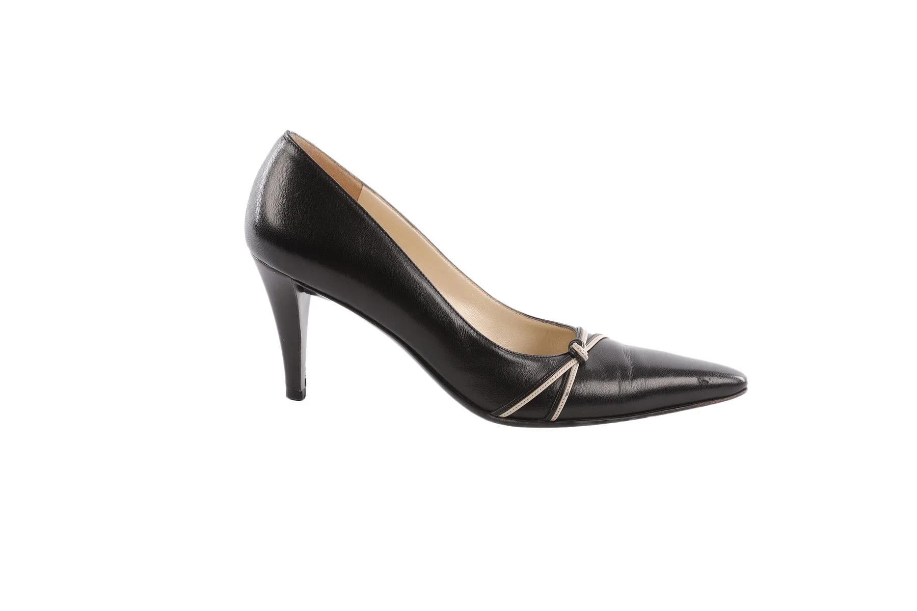 SALVATORE FERRAGAMO BLACK VINTAGE LEATHER PUMPS US 7 EU 37 UK 4 - Image 2