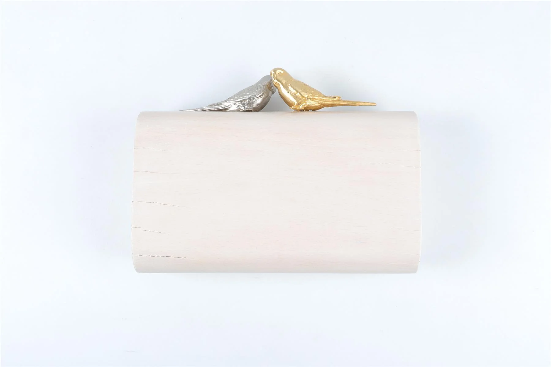 SARAH'S BAG ECRU WOODEN CLUTCH - Image 4