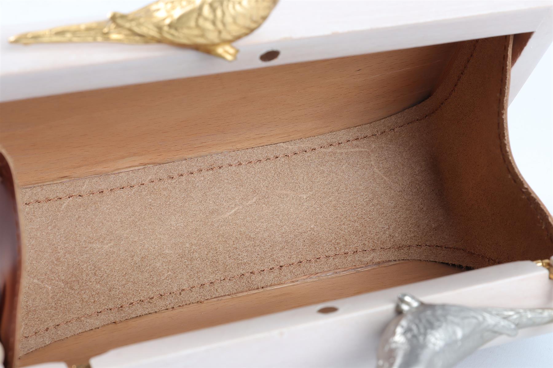 SARAH'S BAG ECRU WOODEN CLUTCH - Image 7