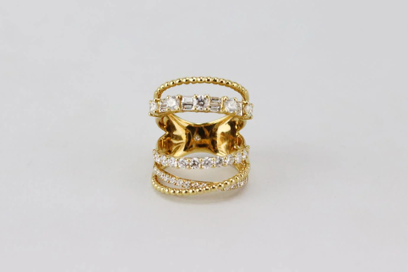 SHAY 18K YELLOW GOLD AND OPEN MIXED DIAMOND RING 16 MM - Image 2