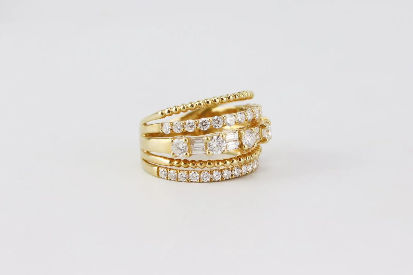 SHAY 18K YELLOW GOLD AND OPEN MIXED DIAMOND RING 16 MM - Image 3