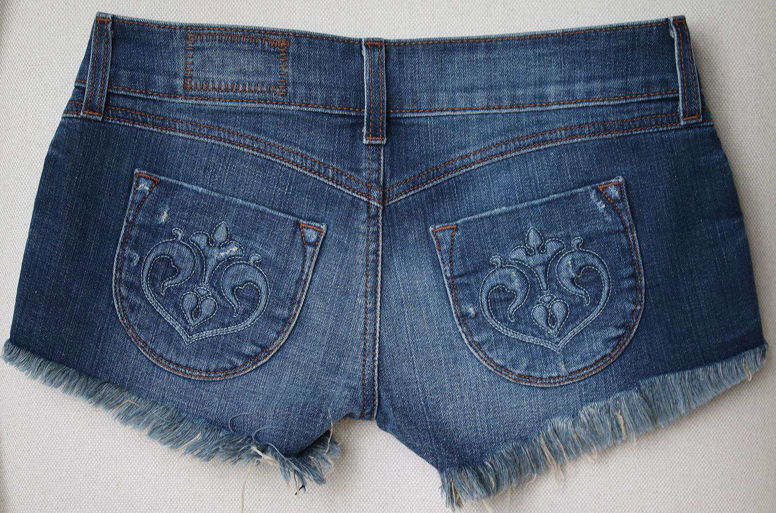SIWY CAMILLA CUTOFF DENIM SHORTS IN FOLLOW THE LEADER W25 UK 6/8 - Image 4
