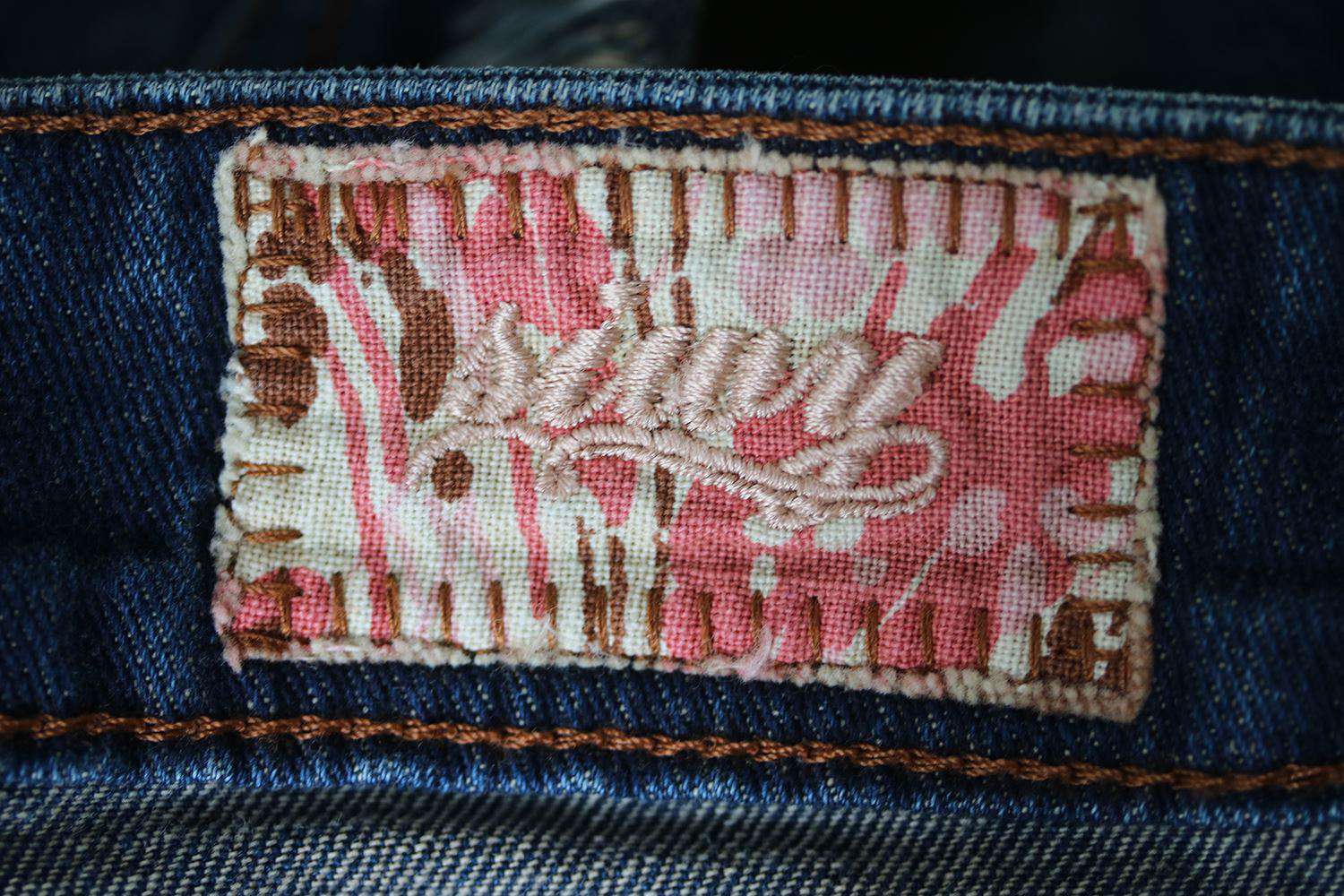 SIWY CAMILLA CUTOFF DENIM SHORTS IN FOLLOW THE LEADER W25 UK 6/8 - Image 5