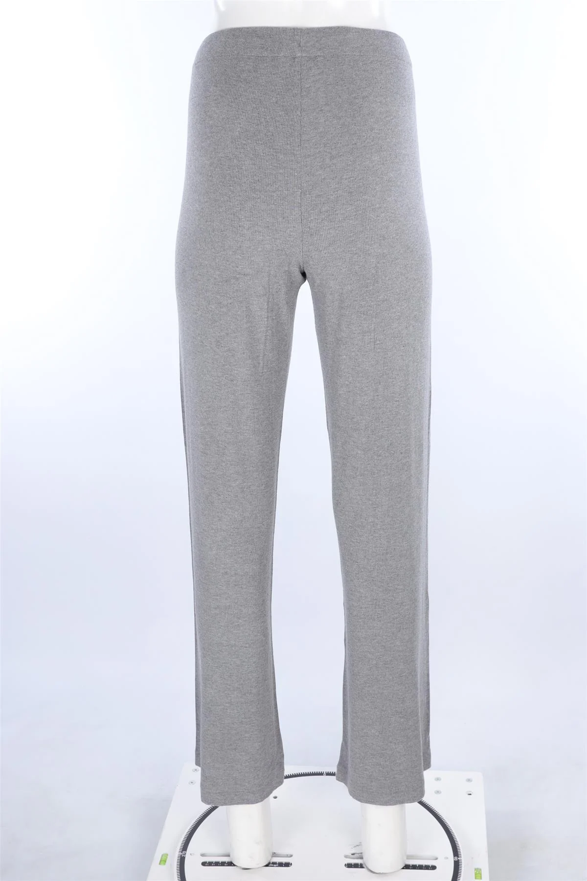 SKIMS GREY PYJAMA SET SMALL - Image 7