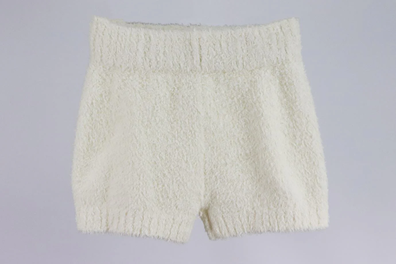 SKIMS KIDS GIRLS FLEECE SHORTS 6-7 YEARS - Image 2