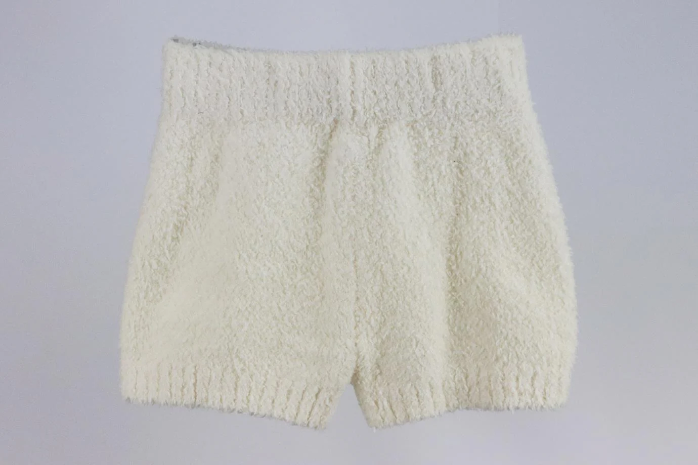SKIMS KIDS GIRLS FLEECE SHORTS 6-7 YEARS - Image 3