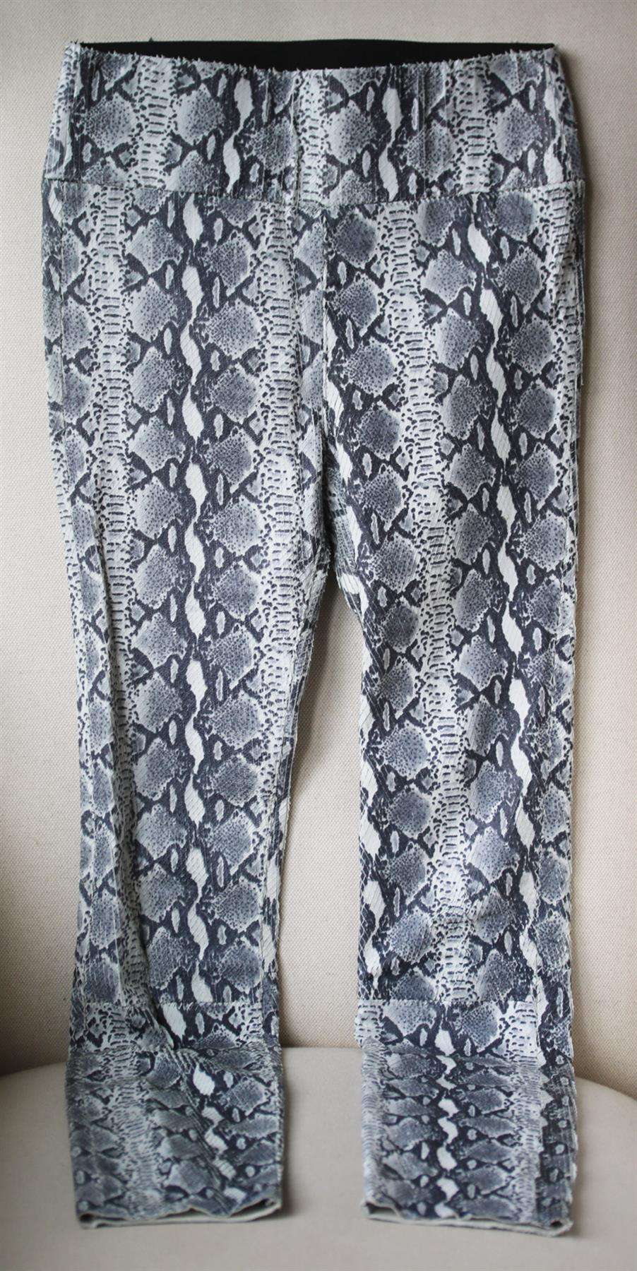 SPRWMN HIGH RISE SNAKE EFFECT LEATHER LEGGINGS SMALL - Image 2