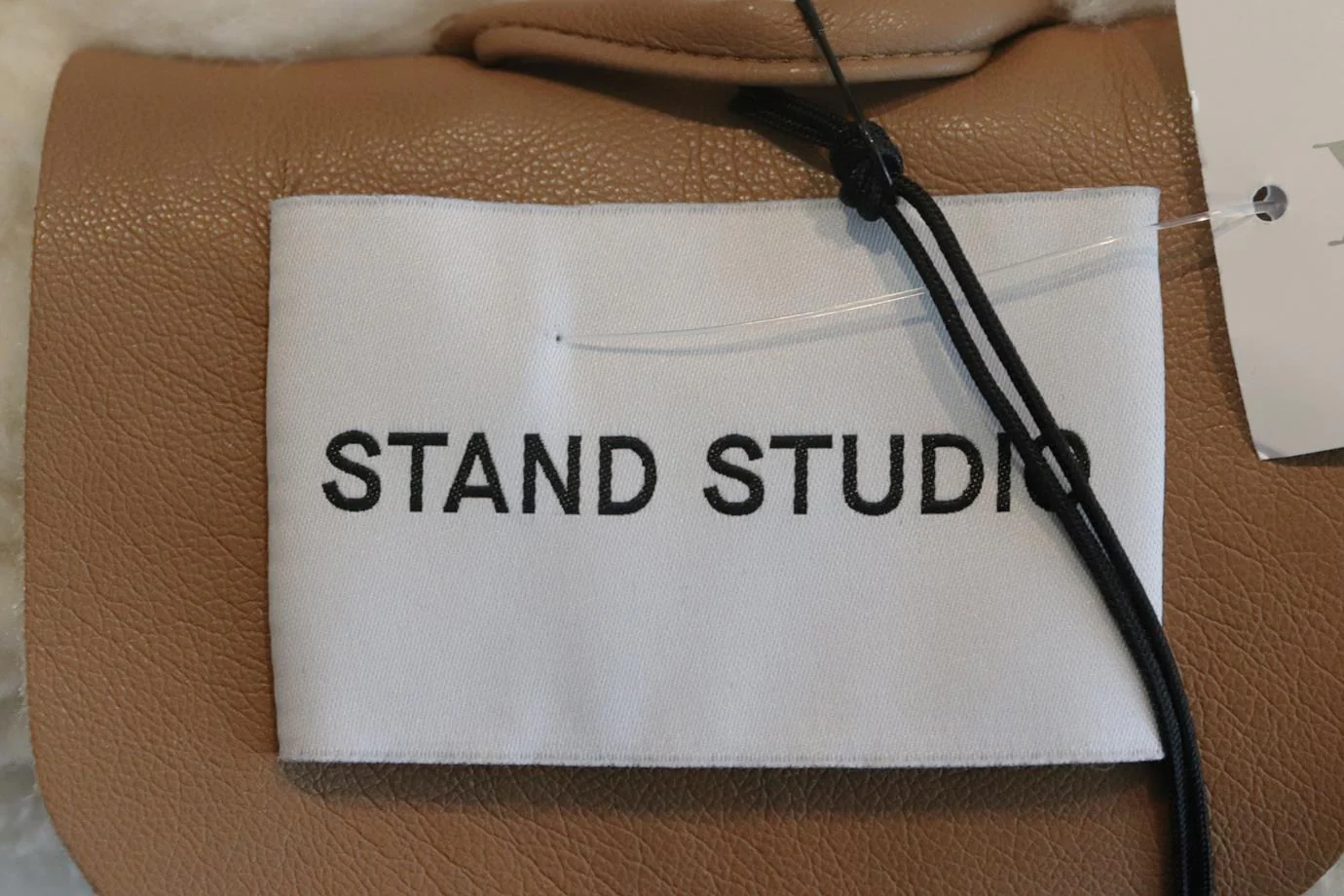 STAND STUDIO RIND FAUX SHEARLING JACKET SMALL - Image 5