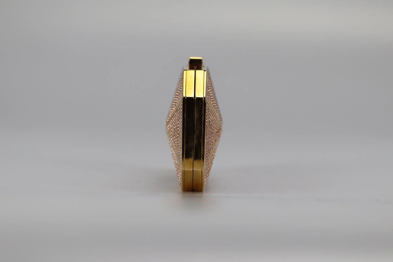 STARK CRYSTAL EMBELLISHED GOLD TONE CLUTCH - Image 5