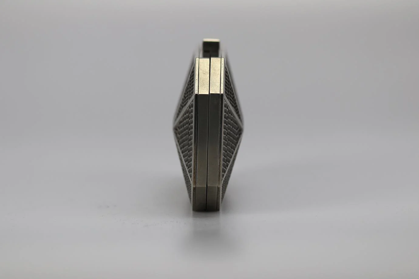STARK EMBOSSED GUNMETAL TONE CLUTCH - Image 5