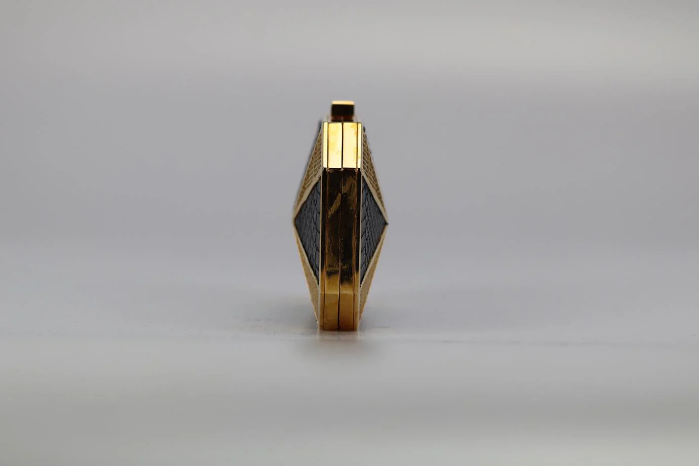 STARK PYTHON AND GOLD TONE CLUTCH - Image 5
