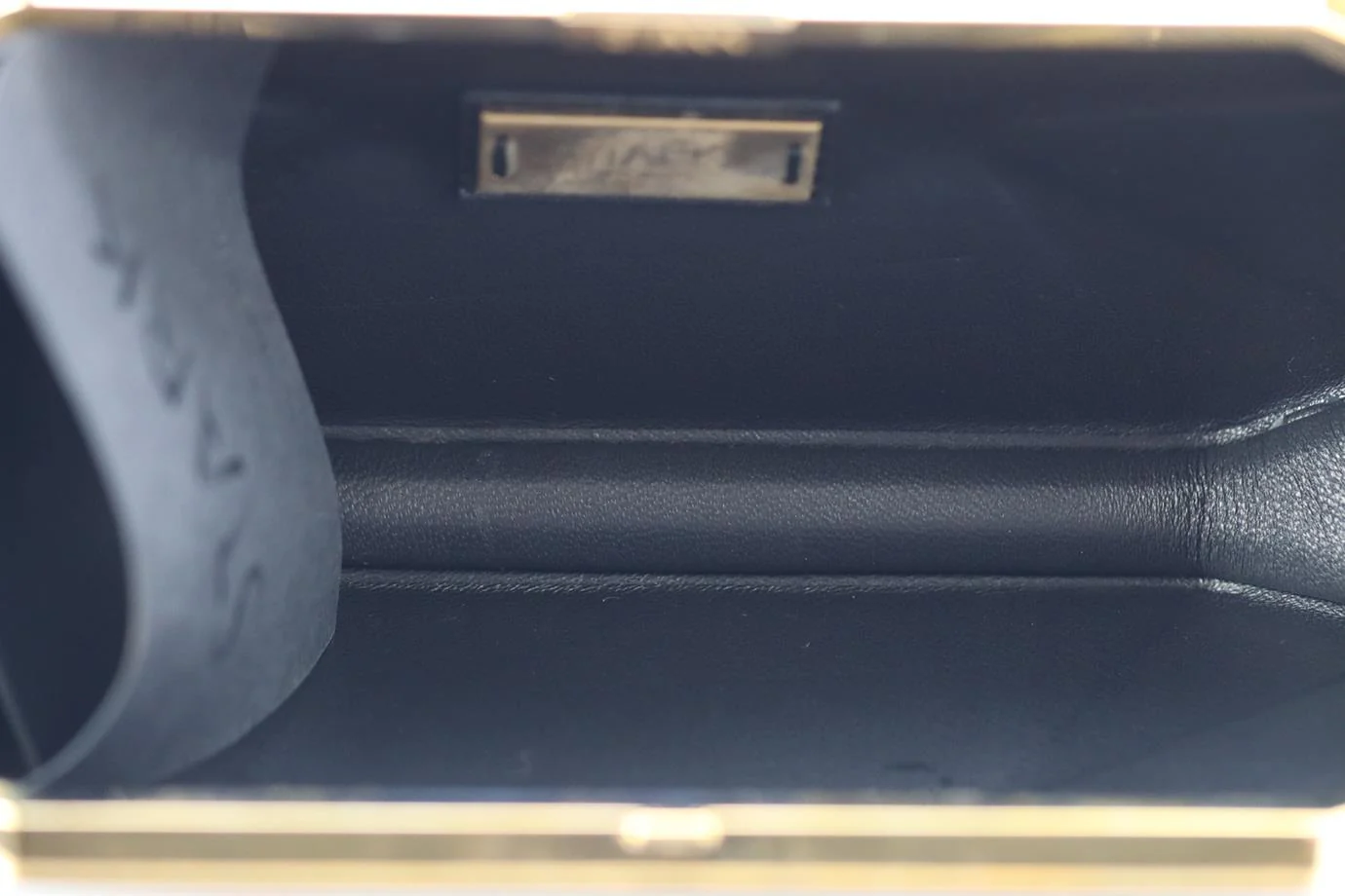 STARK PYTHON AND GOLD TONE CLUTCH - Image 7