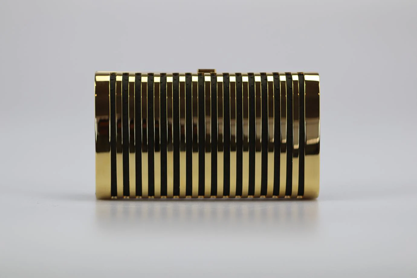 STARK PYTHON AND GOLD TONE CLUTCH - Image 4