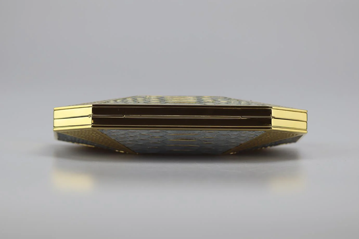 STARK PYTHON AND GOLD TONE CLUTCH - Image 6