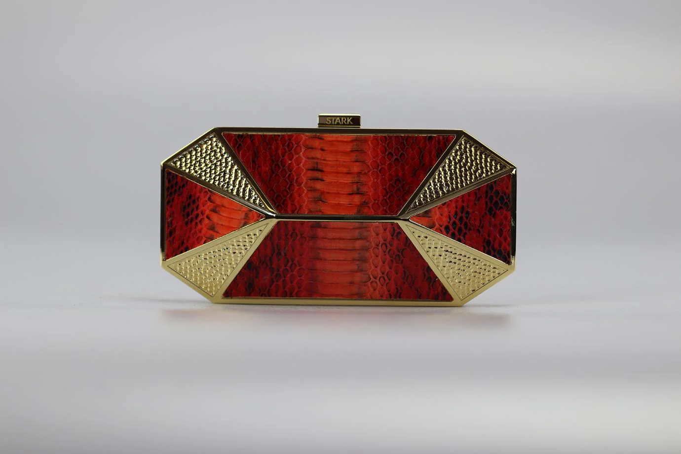 STARK PYTHON AND GOLD TONE CLUTCH - Image 2