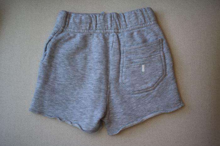 STELLA MCCARTNEY KIDS BOYS GREY SHORTS 2 YEARS - Image 2