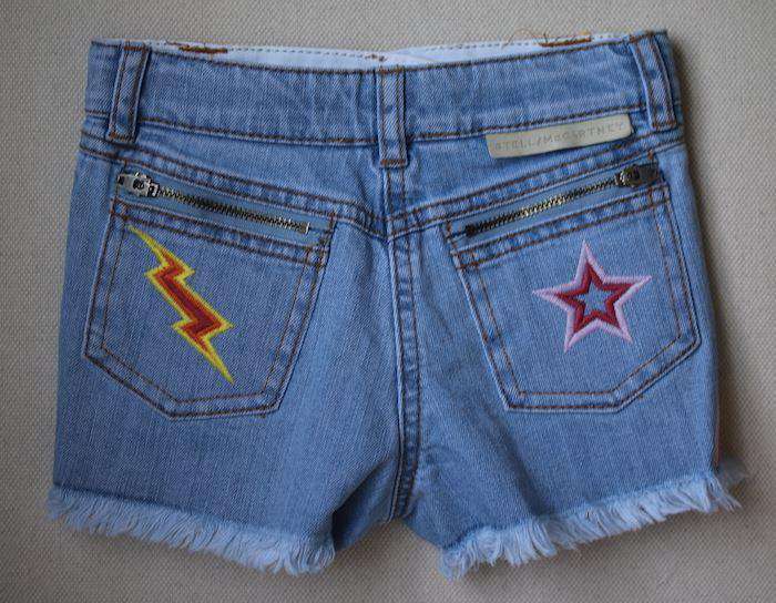 STELLA MCCARTNEY KIDS GIRLS BLUE DENIM MARLIN SHORTS 4 YEARS - Image 2