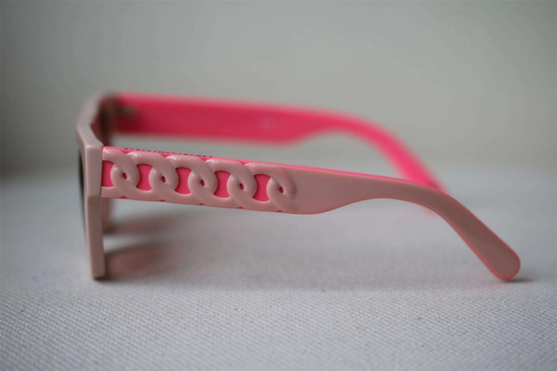 STELLA MCCARTNEY KIDS GIRLS PINK CHAIN SUNGLASSES - Image 2