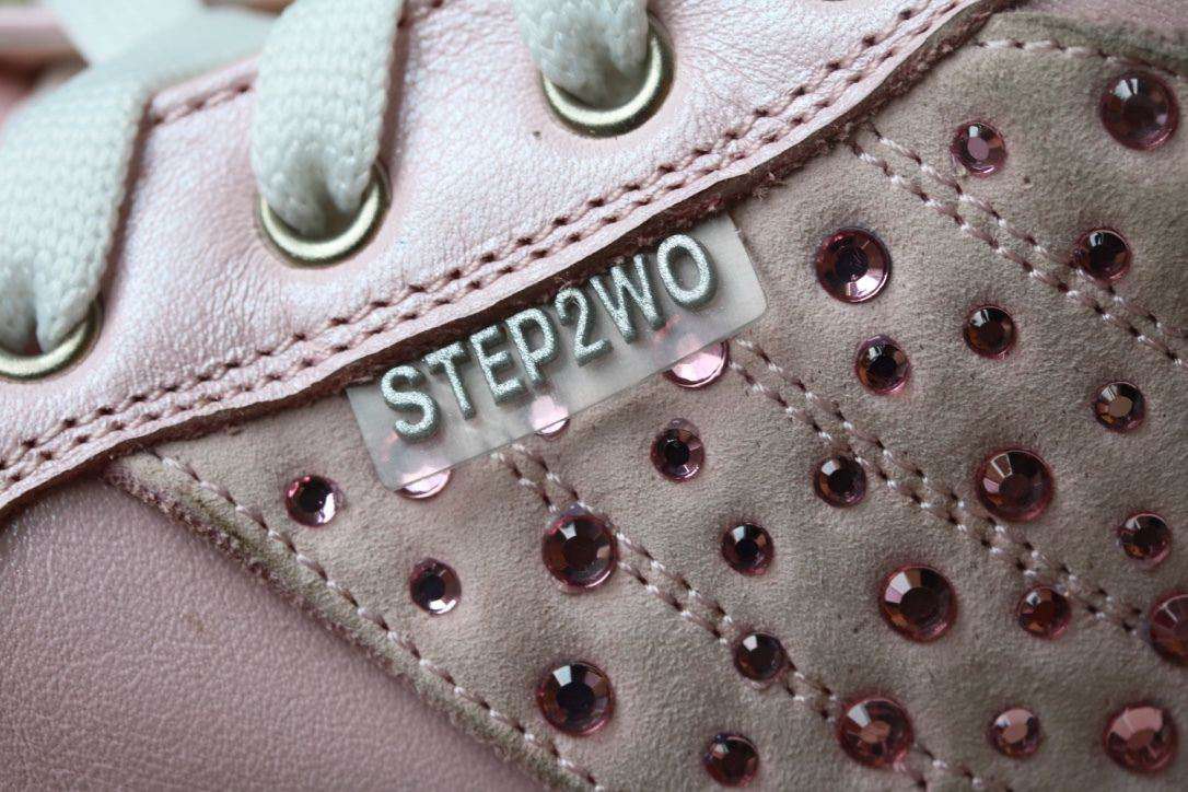 STEP2WO BABY GIRLS PINK ANGEL WINGED TRAINERS EU 23 UK 6 - Image 5