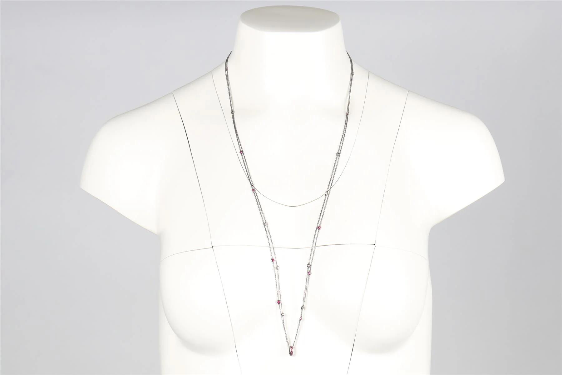 STEPHEN WEBSTER 18K WHITE GOLD RUBY QUARTZ AND PAVE DIAMOND CHAIN NECKLACE - Image 2