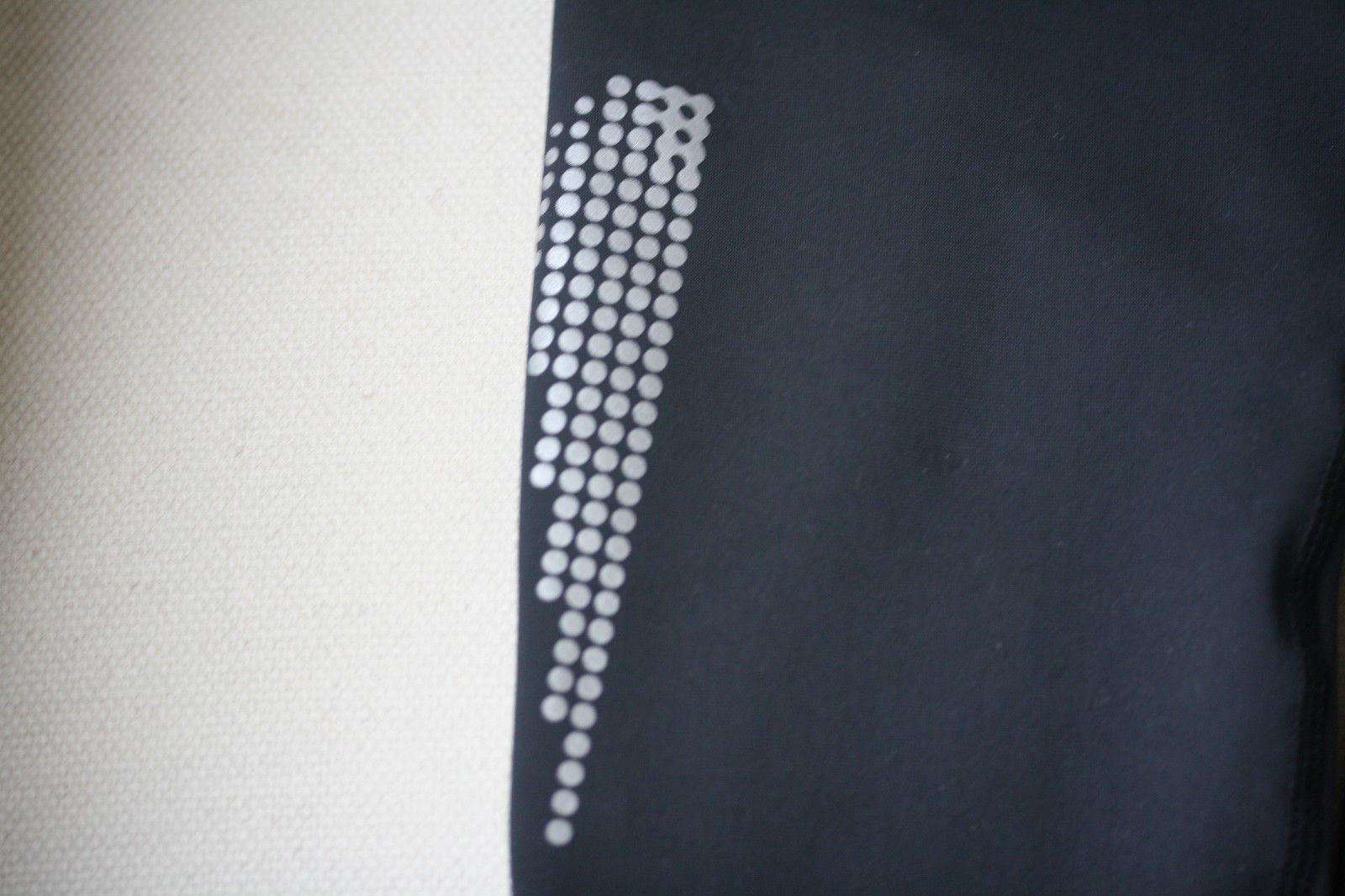 SUGOI SUBZERO ZAP RUNNING TIGHTS - BLACK MEDIUM - Image 3