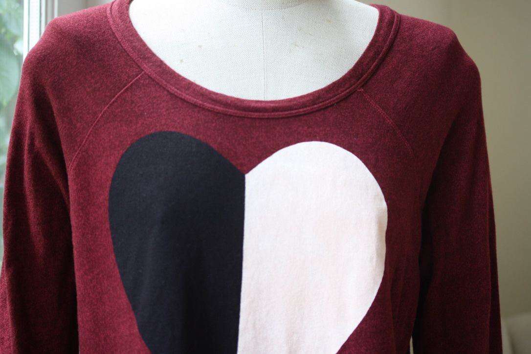 SUNDRY HEART BURGUNDY SWEATSHIRT SIZE 2 SMALL - Image 3