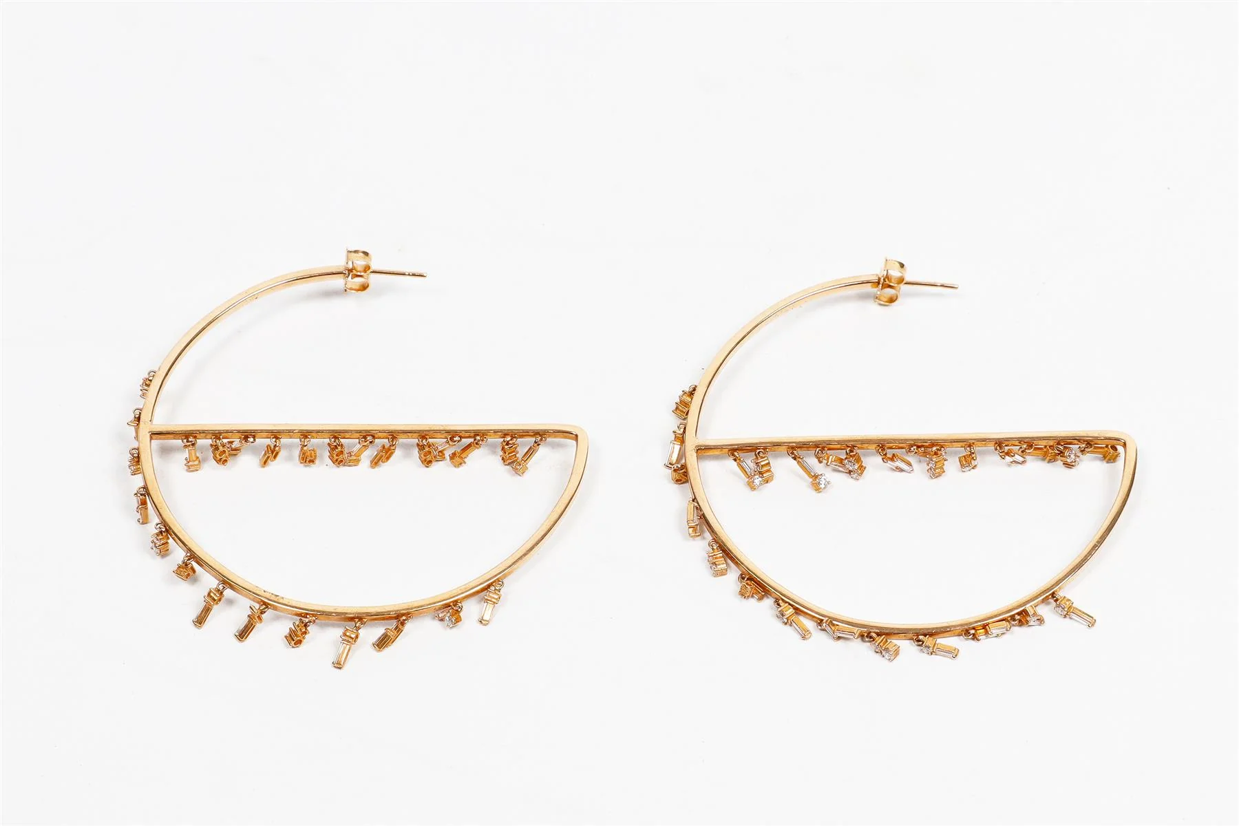 SUZANNE KALAN 18K ROSE GOLD AND BAGUETTE DIAMOND HOOP EARRINGS - Image 3