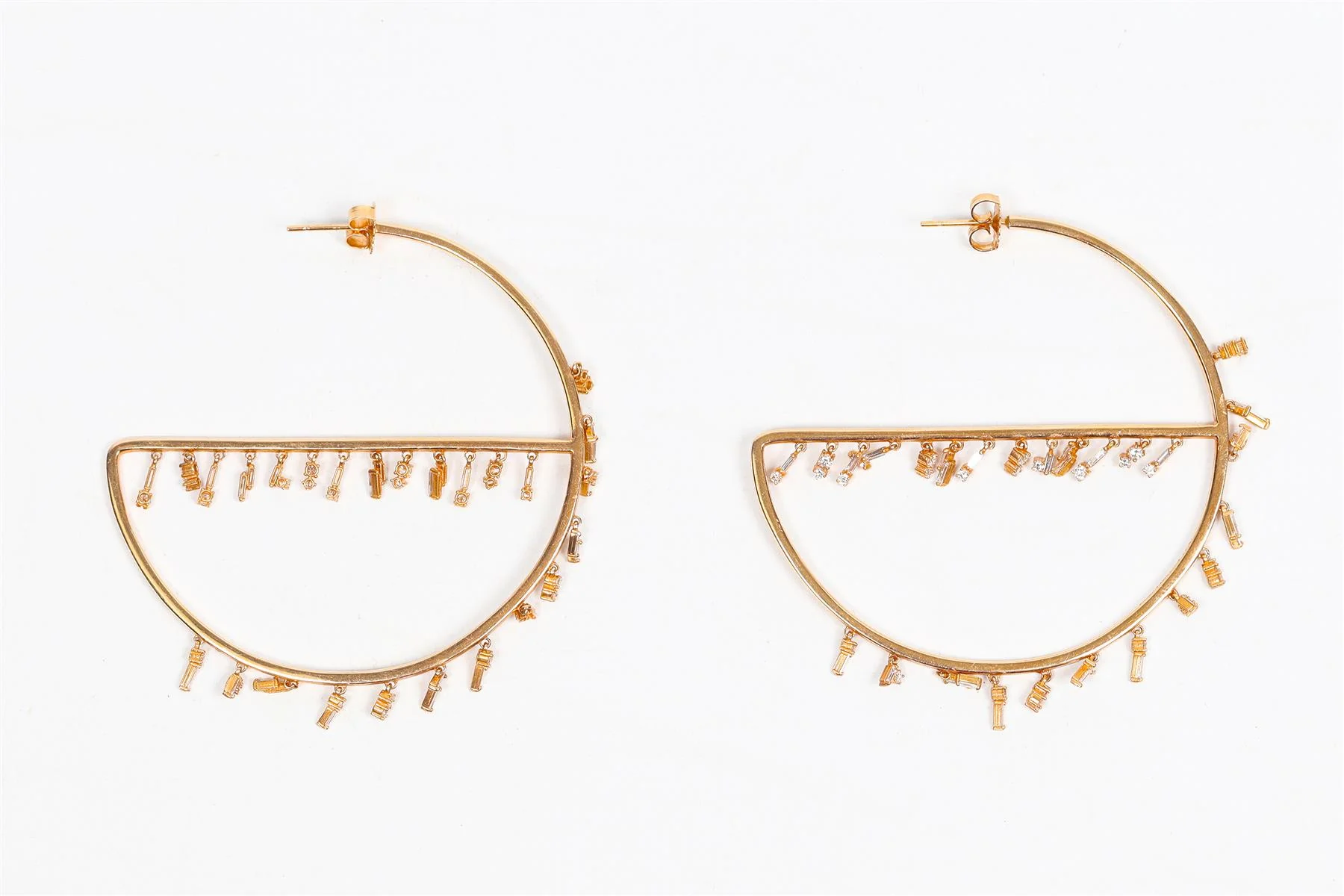 SUZANNE KALAN 18K ROSE GOLD AND BAGUETTE DIAMOND HOOP EARRINGS - Image 4