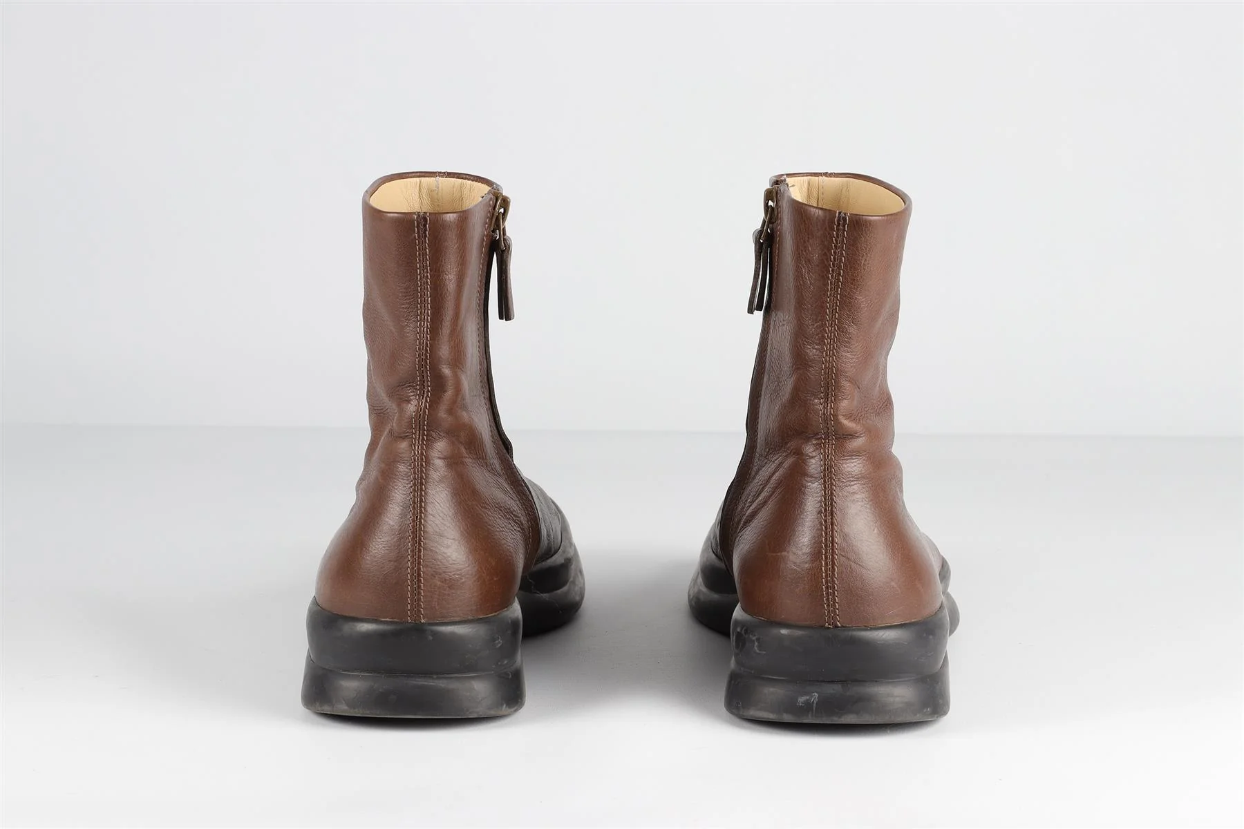THE ROW BROWN TOWN LEATHER ANKLE BOOTS EU 39 UK 6 US 9 - Image 5