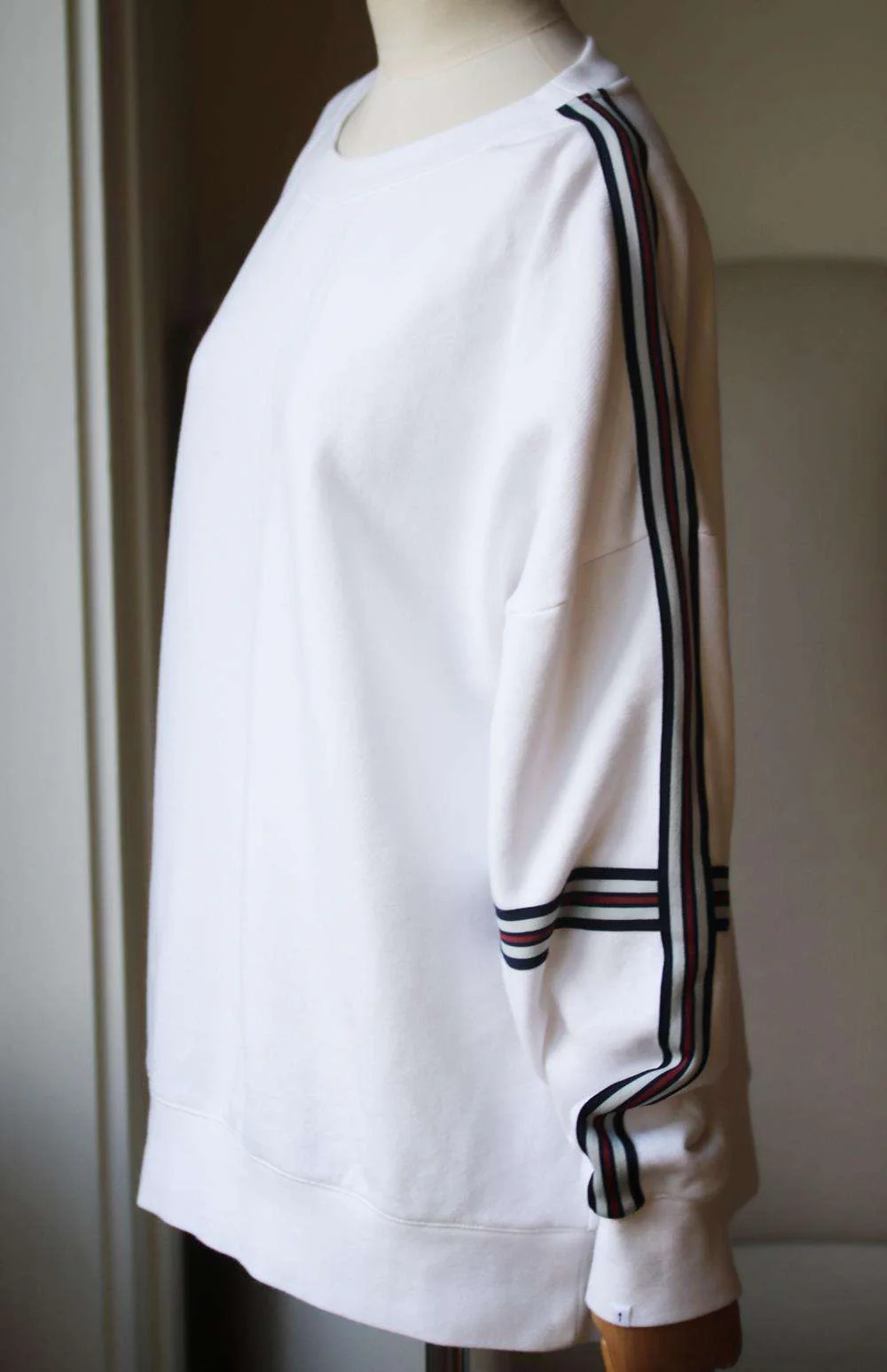 THE UPSIDE CAPTAIN CREW COTTON SWEATER MEDIUM - Image 3