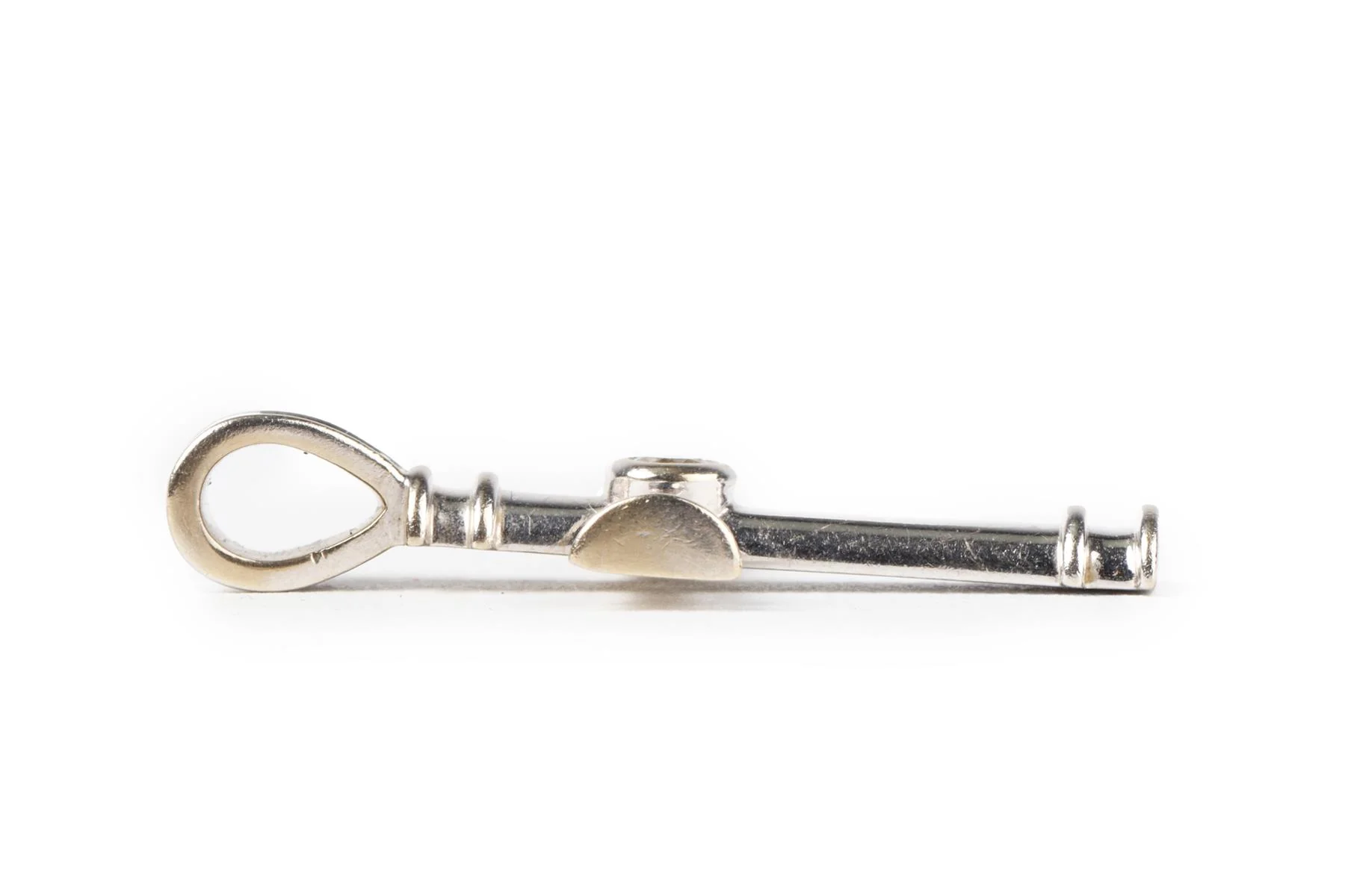 THEO FENNELL CROSS 18K WHITE GOLD AND DIAMOND PENDANT - Image 4