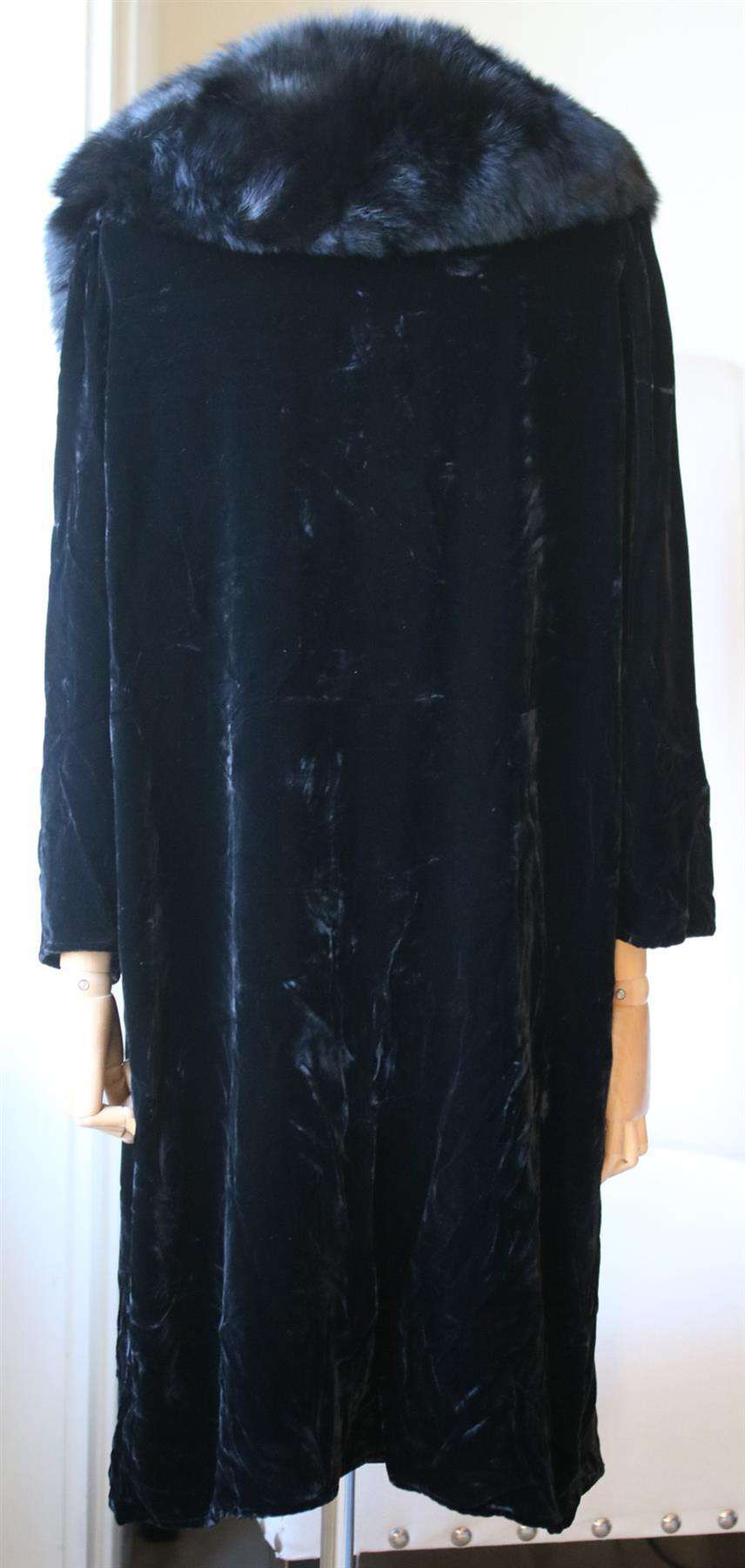 THEPERFEXT PENELOPE FUR AND VELVET COAT XSMALL - Image 4