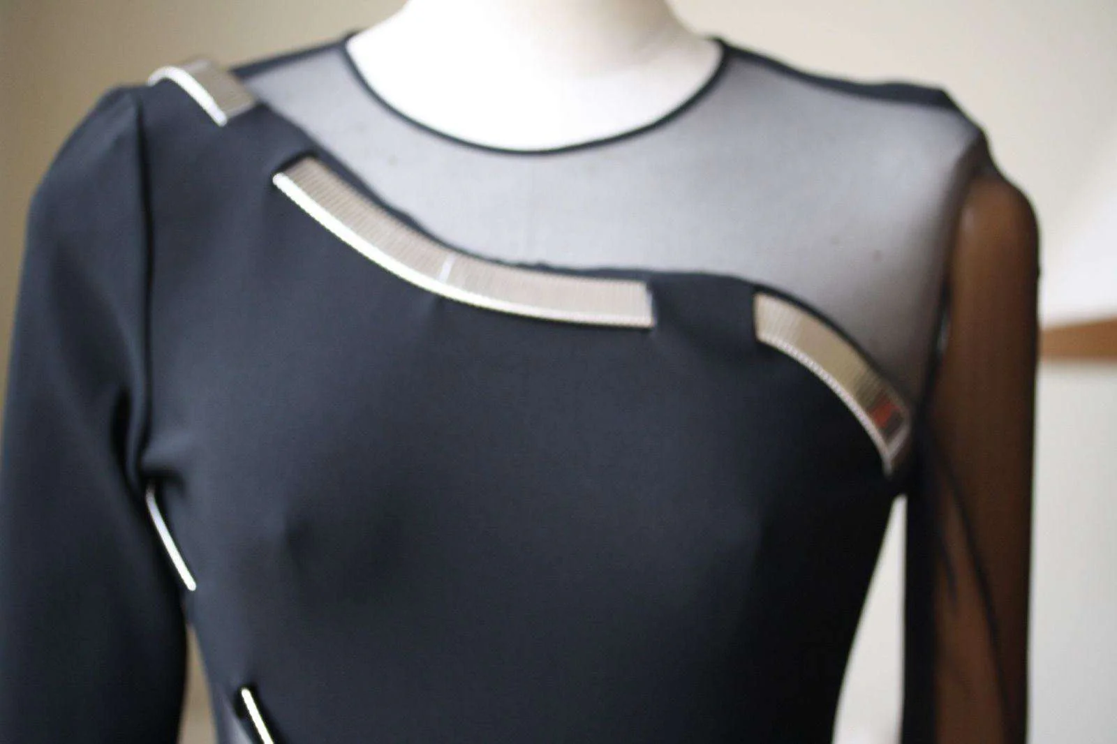 THIERRY MUGLER MESH PANEL CHAIN DETAIL STRETCH DRESS FR 36 UK 8 - Image 11