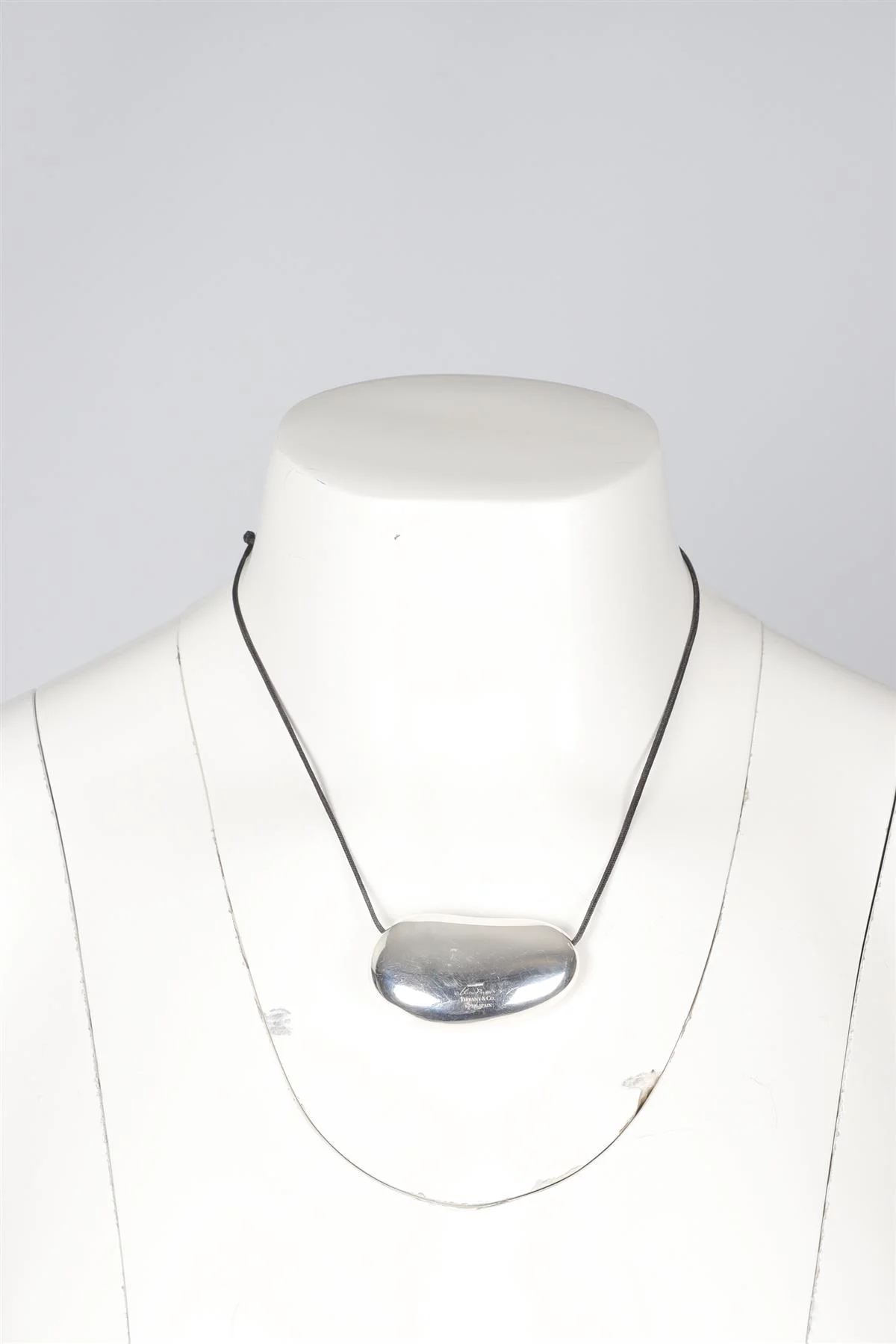 TIFFANY & CO + ELSA PERETTI BEAN STERLING SILVER AND ROPE NECKLACE - Image 6