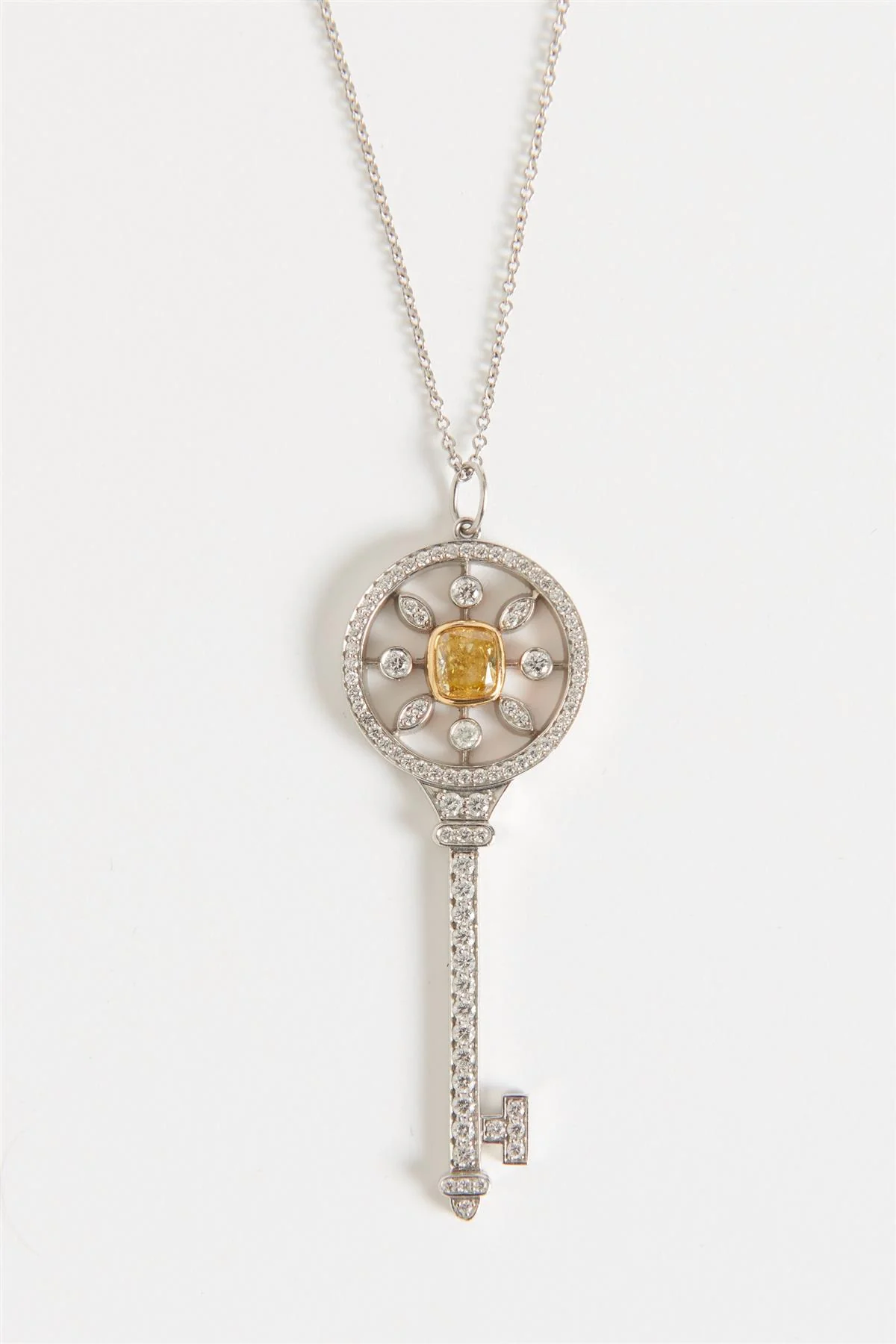 TIFFANY & CO. ROUND KALEDIOSCOPE 18K WHITE GOLD AND DIAMOND NECKLACE - Image 2