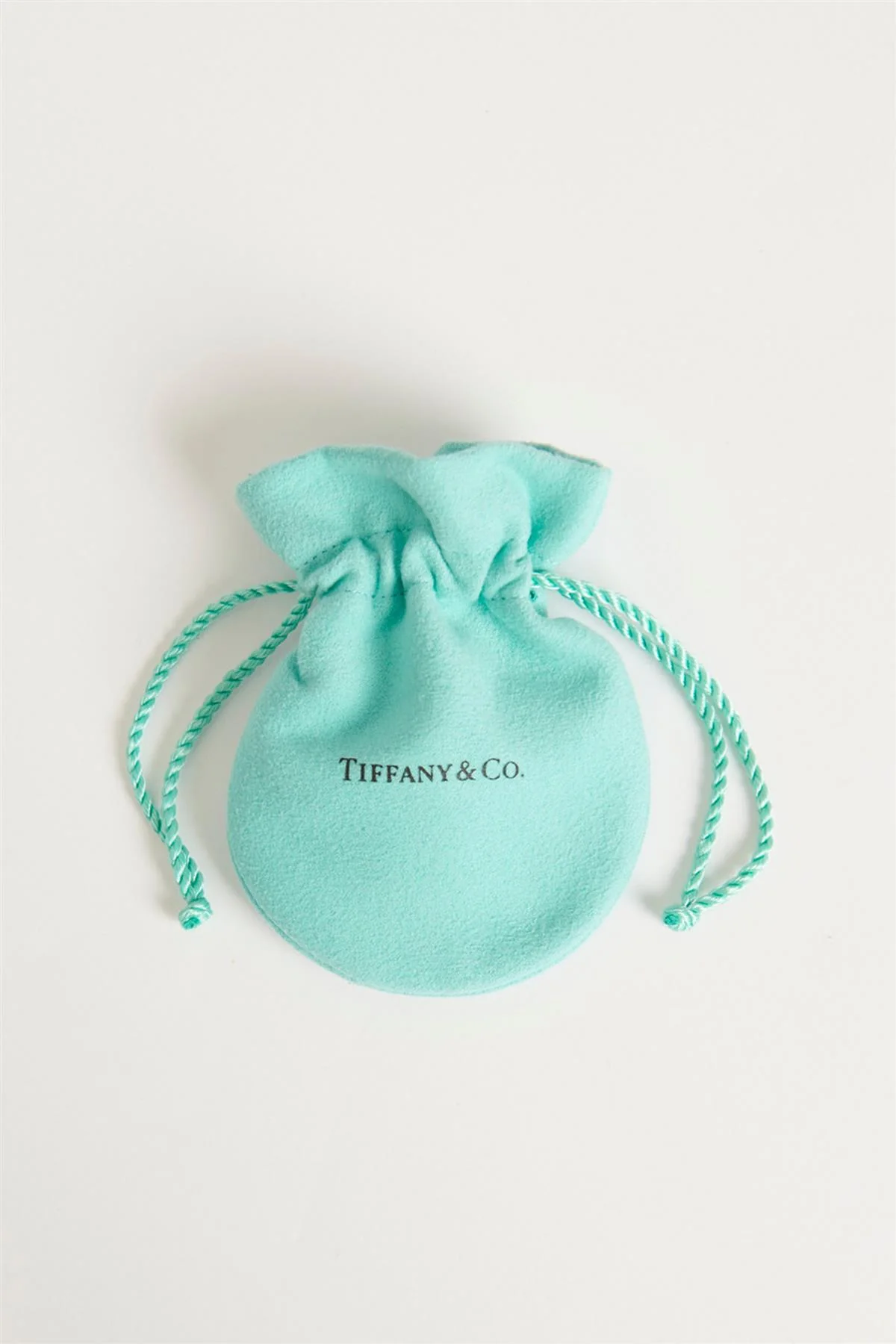 TIFFANY & CO. T SMILE LARGE 18K ROSE GOLD AND DIAMOND NECKLACE - Image 8