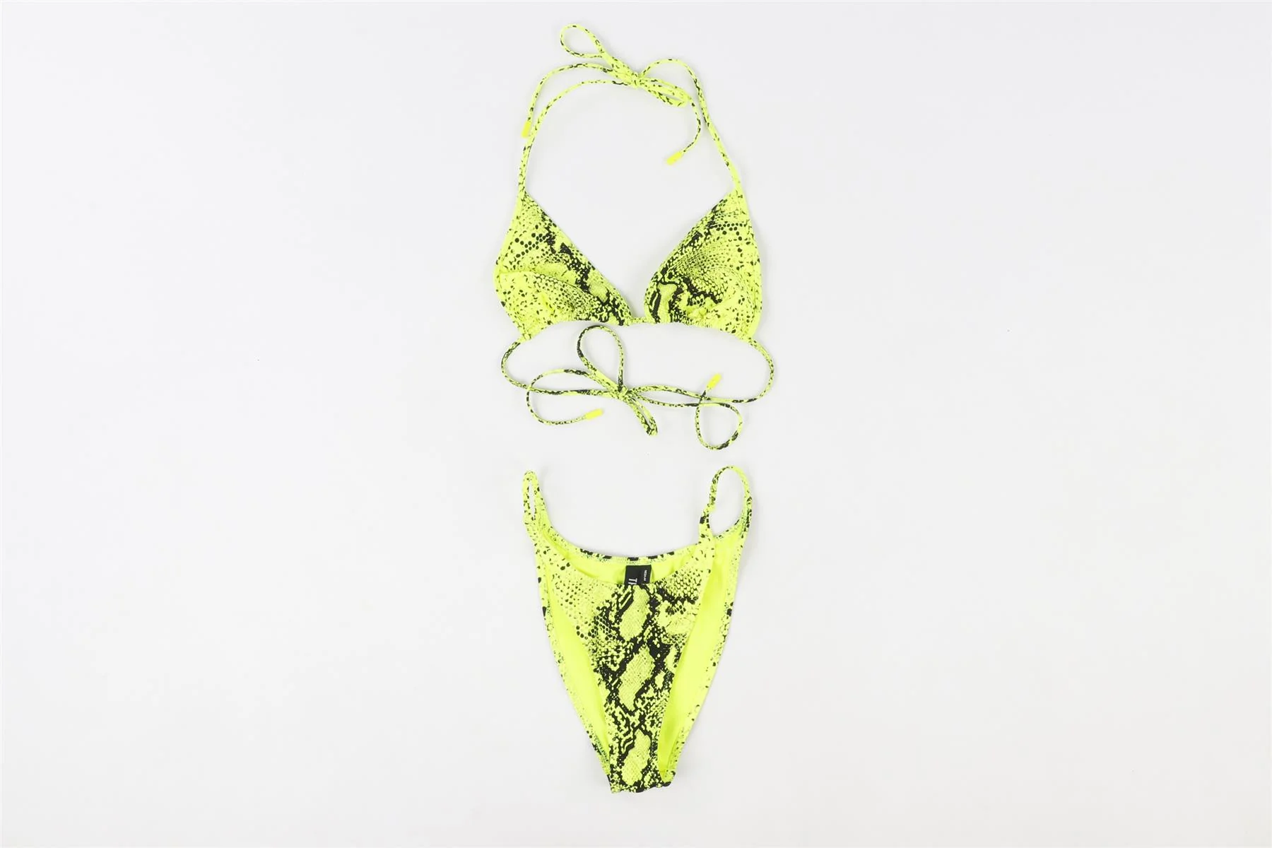 TRIANGLE YELLOW BIKINI MEDIUM-LARGE - Image 2