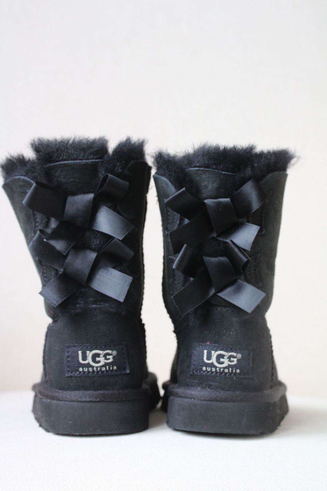 UGG AUSTRALIA BABY KIDS BAILEY BOW BOOTS EU 26 UK 8 - Image 3