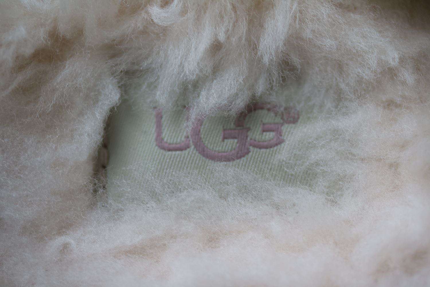 UGG AUSTRALIA COZY CABLE SLIPPERS EU 38 UK 5.5 US 7 - Image 5