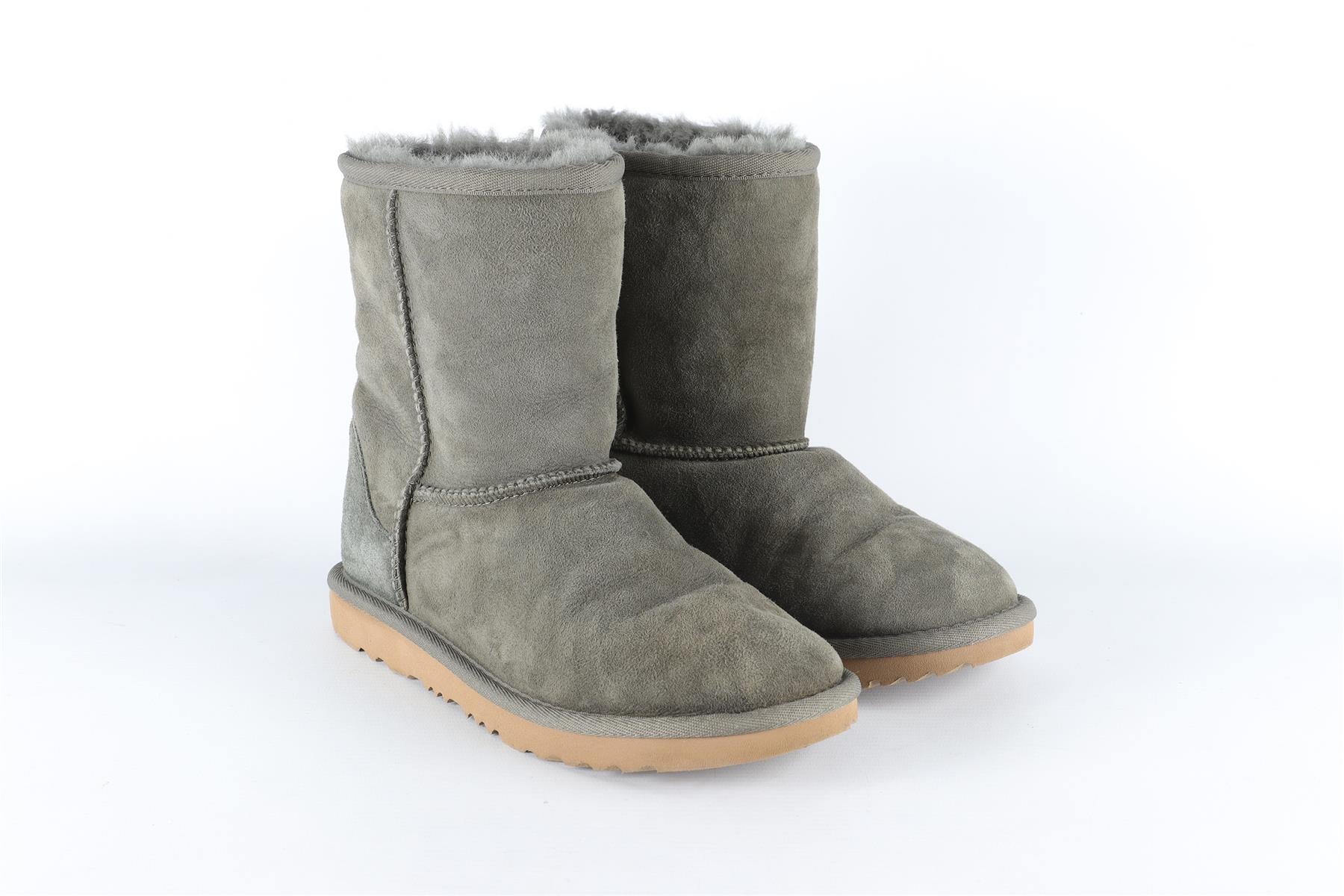 UGG AUSTRALIA GREEN KIDS GIRLS SUEDE BOOTS EU 35 UK 2 US 3 - Image 2