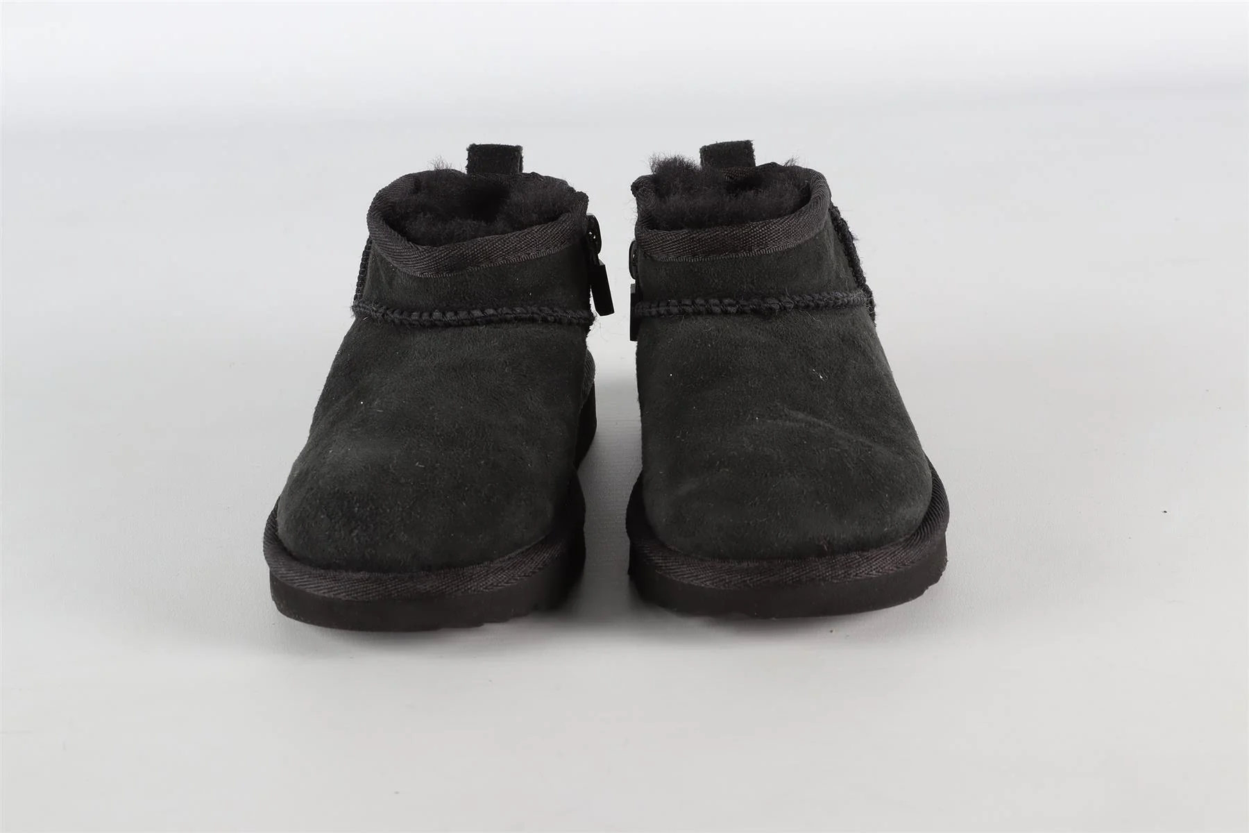 UGG BLACK KIDS GIRLS BOOTS EU 27.5 UK 9 US 10 - Image 3