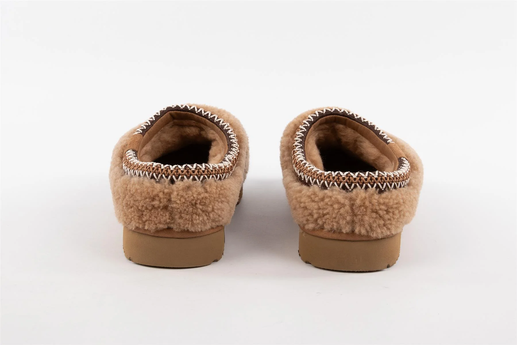 UGG BROWN SLIPPERS EU 39 UK 6 US 9 - Image 5
