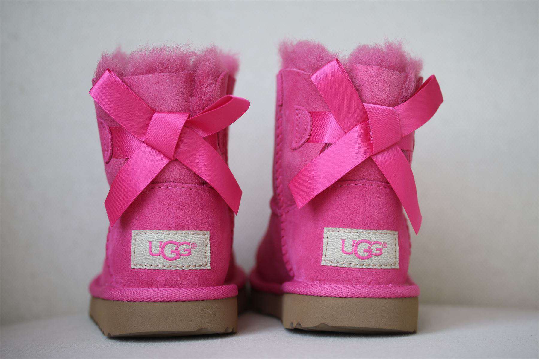 UGG GIRLS MINI BAILEY BOW II PINK BOOTS EU 26 UK 8 - Image 3