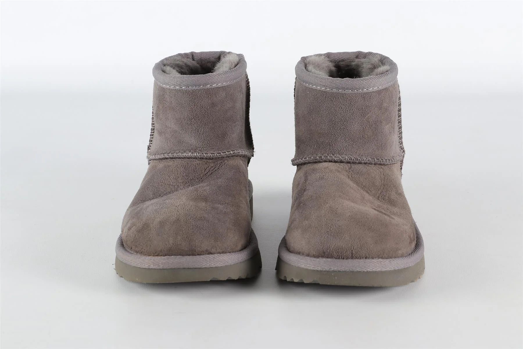 UGG GREY KIDS GIRLS BOOTS EU 28.5 UK 10 US 11 - Image 3