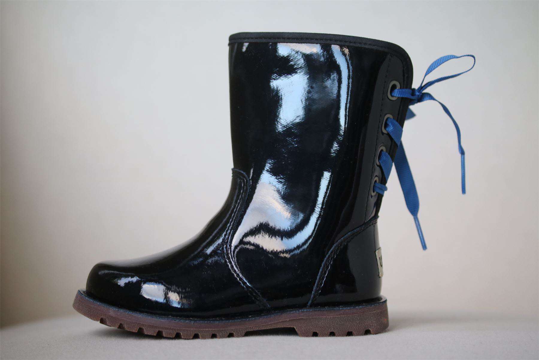 UGG INFANT CORENE BLACK PATENT BOOTS EU 23.5 UK 6 - Image 2