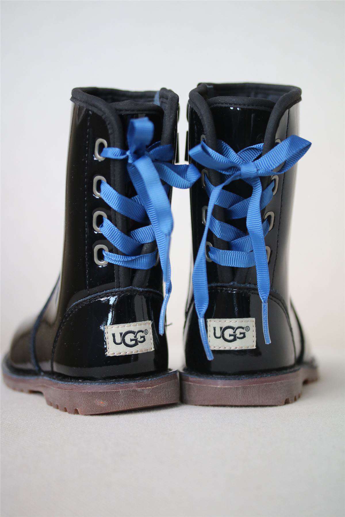 UGG INFANT CORENE BLACK PATENT BOOTS EU 23.5 UK 6 - Image 4