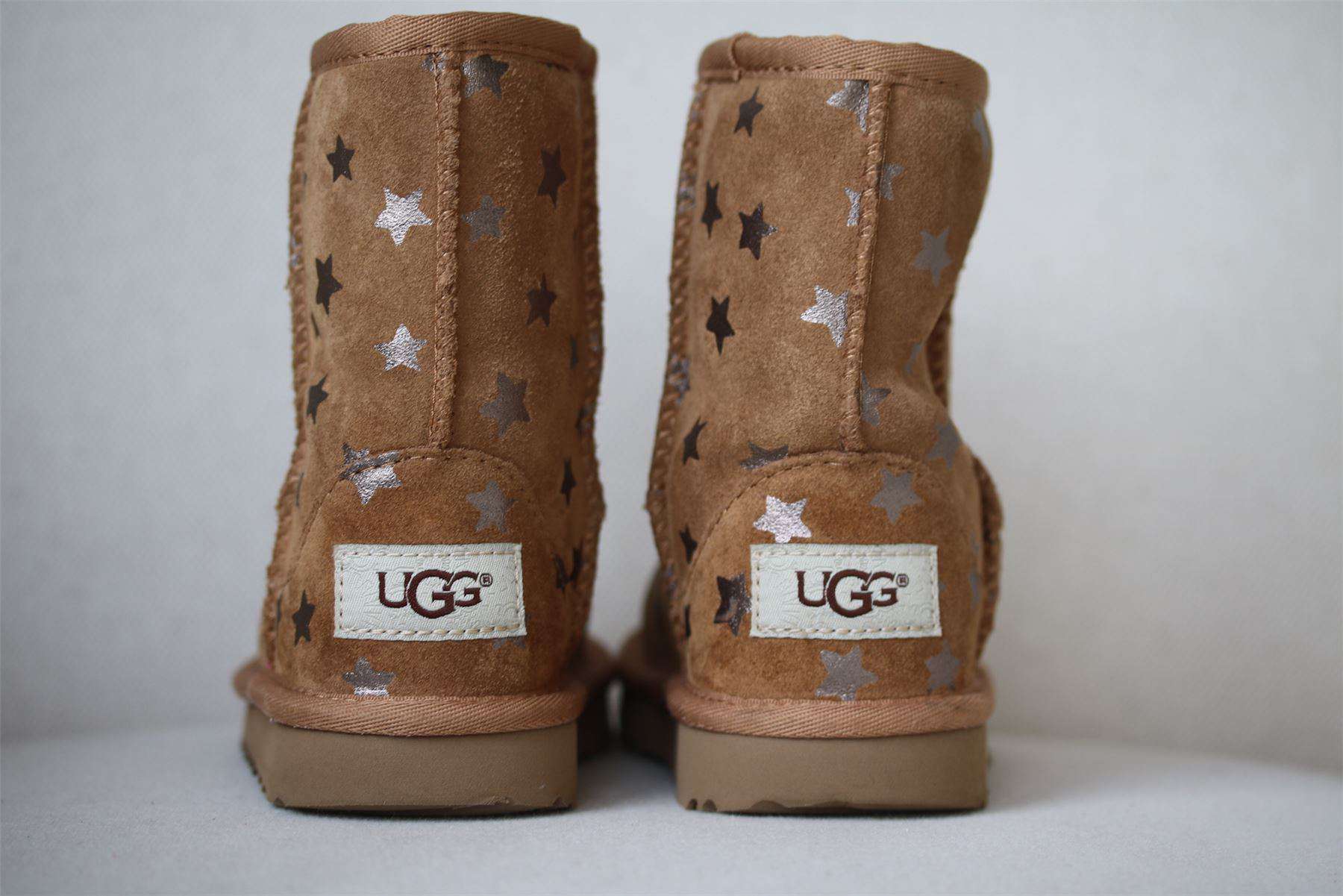 UGG KIDS CLASSIC II SHORT CHESTNUT BROWN STARS BOOTS EU 25 UK 7 - Image 3