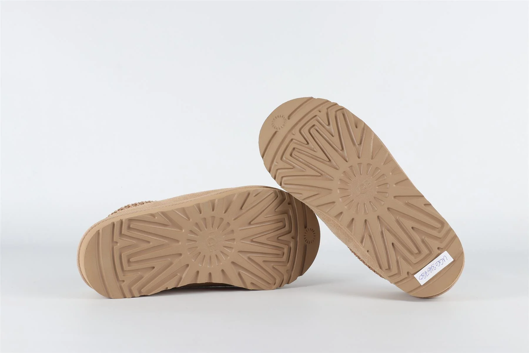 UGG NUDE KIDS GIRLS SLIPPERS EU 36 UK 3 US 5 - Image 6